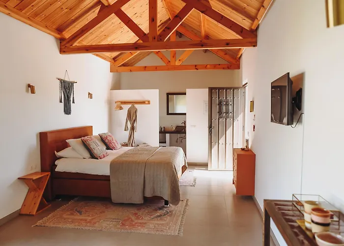 Viva La Vida Bed & Breakfast 4*